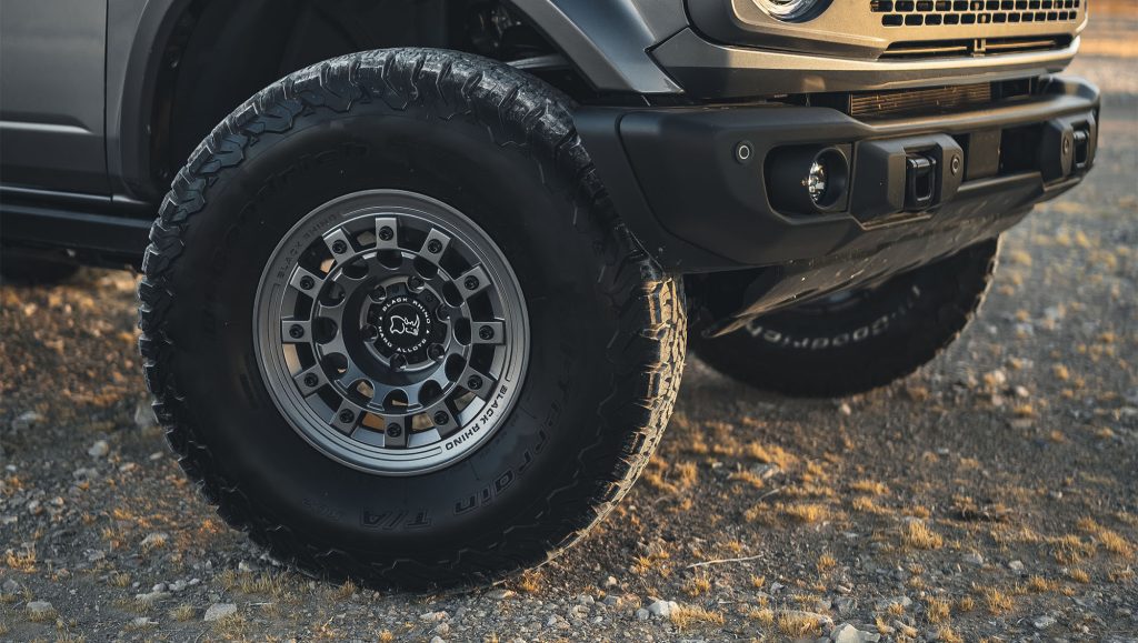 ford bronco wheels black rhino fuji matte gunmetal off road rims 31