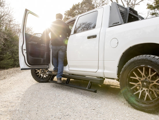 White Ram 1500 ARIES ActionTrac Powered Running Boards