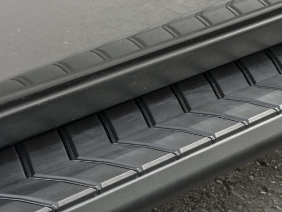 ARIES AeroTread SUV Running Boards Non Skid Treads